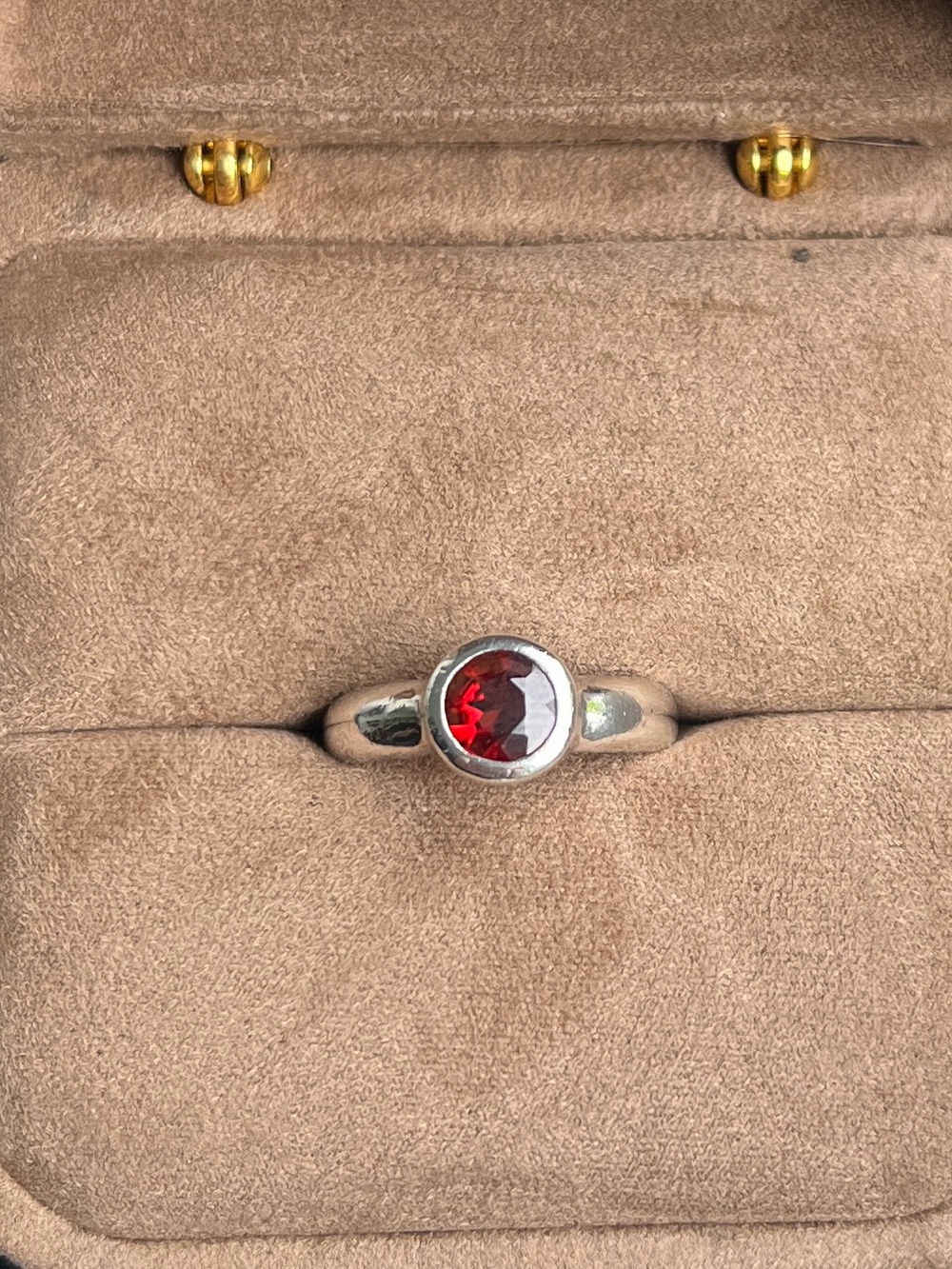 Sterling Silver 925 Red Garnet Stone Round Bezel Ring